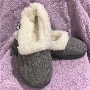 MUK LUKS Slippers